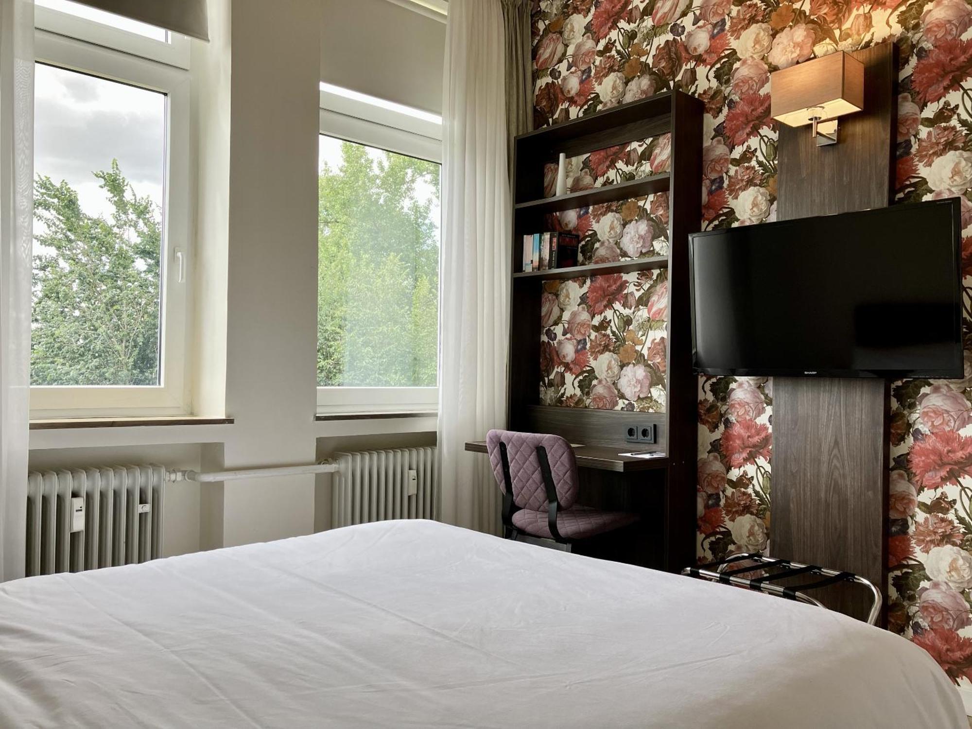 Hotel Faehrhaus Km734 Düsseldorf Habitación foto